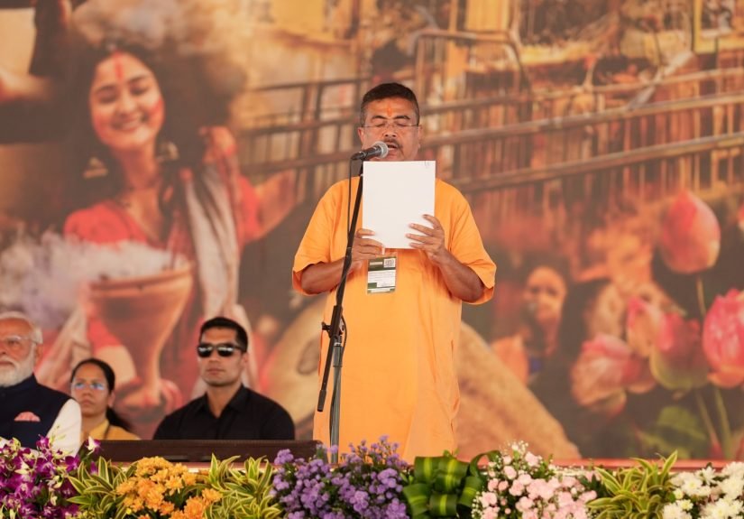 পশ্চিমবঙ্গের মুখ্যমন্ত্রী হিসেবে শপথ নিলেন শুভেন্দু অধিকারী