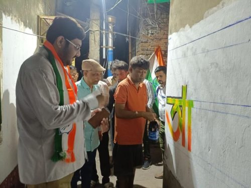 Ashutosh-the-Congress-candidate-from-Rashbehari-is-desperate-to-win-the-hearts-of-the-people-4